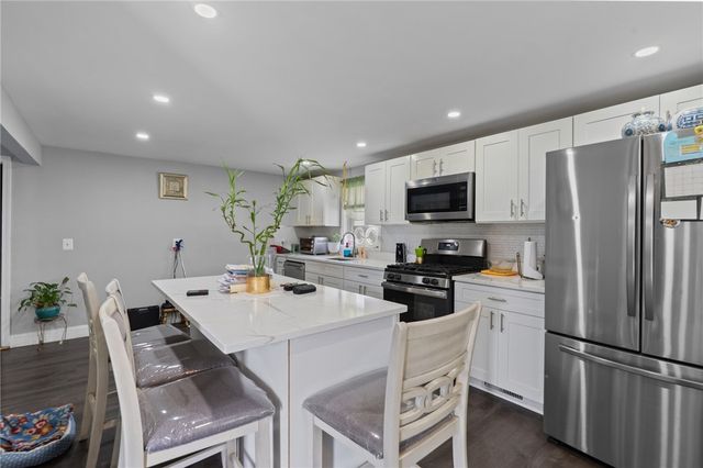 23 Crothers Avenue, Cranston, RI 02910