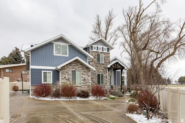 1826 E SPRING LN, Holladay, UT 84117