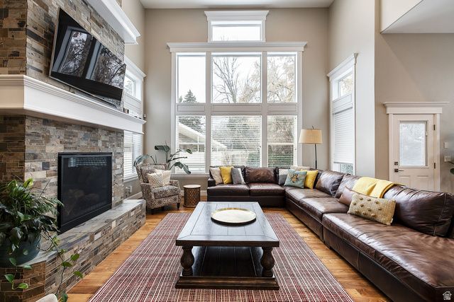 1826 E SPRING LN, Holladay, UT 84117