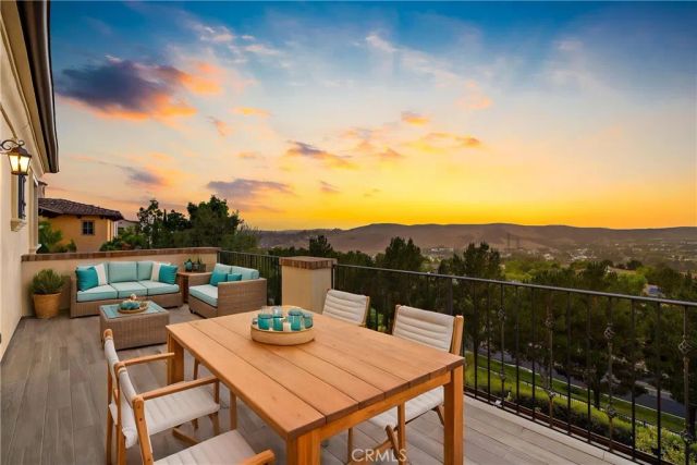 15 Alexa, Ladera Ranch, CA 92694