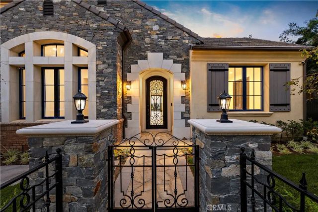 15 Alexa, Ladera Ranch, CA 92694