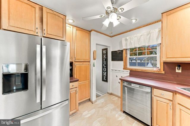 301 W SPRINGFIELD RD, Springfield, PA 19064