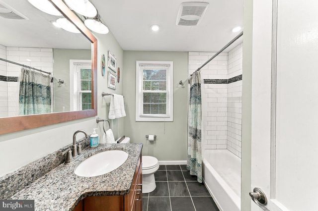 301 W SPRINGFIELD RD, Springfield, PA 19064