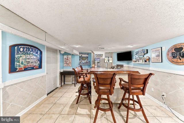 301 W SPRINGFIELD RD, Springfield, PA 19064