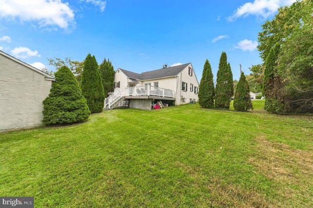 301 W SPRINGFIELD RD, Springfield, PA 19064