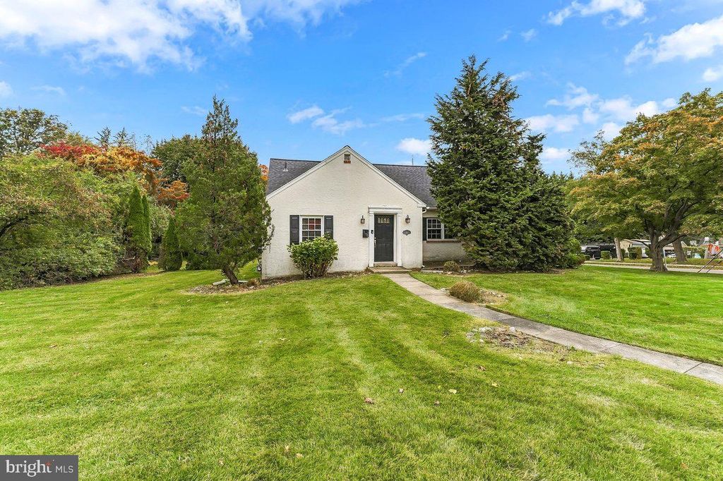 301 W SPRINGFIELD RD, SPRINGFIELD, PA 19064 — exterior