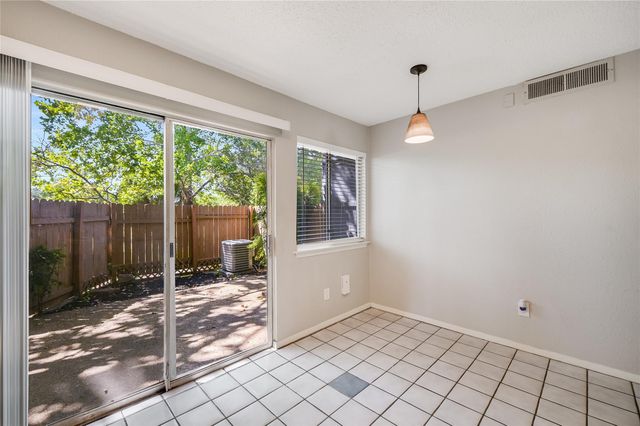 5913 Little Creek TRL, Austin, TX 78744