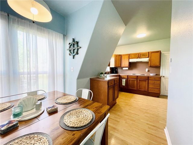 343 Bracht, Rockport, TX 78382
