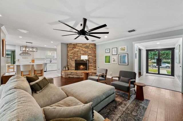 9730 Moorberry Lane, Houston, TX 77080