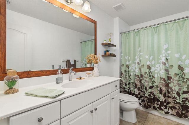 6404 AUTUMN WOODS WAY, Sarasota, FL 34243