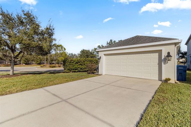 6404 AUTUMN WOODS WAY, Sarasota, FL 34243