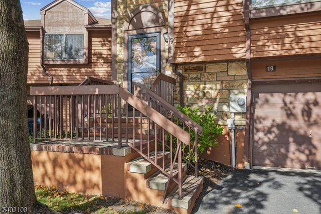 19 Heritage Way, Rockaway Twp., NJ 07866