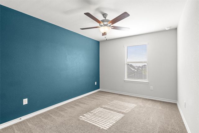 798 Eves Necklace DR, Buda, TX 78610
