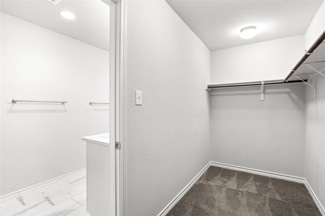 798 Eves Necklace DR, Buda, TX 78610