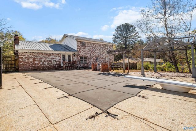 402 Willowbrook Avenue, Glencoe, AL 35905