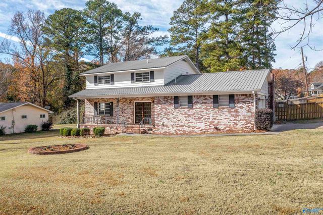 402 Willowbrook Avenue, Glencoe, AL 35905