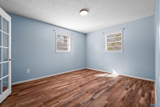 402 Willowbrook Avenue, Glencoe, AL 35905