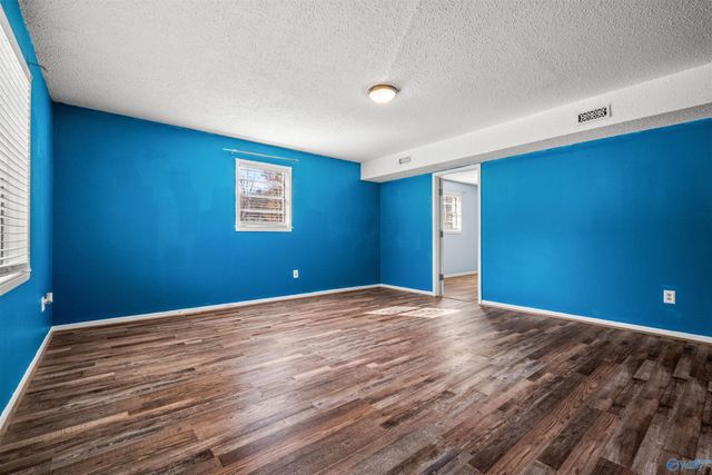 402 Willowbrook Avenue, Glencoe, AL 35905