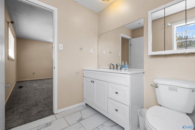 402 Willowbrook Avenue, Glencoe, AL 35905