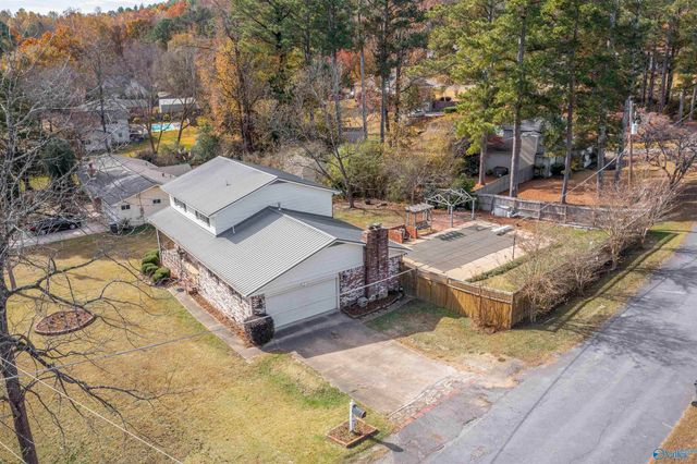 402 Willowbrook Avenue, Glencoe, AL 35905