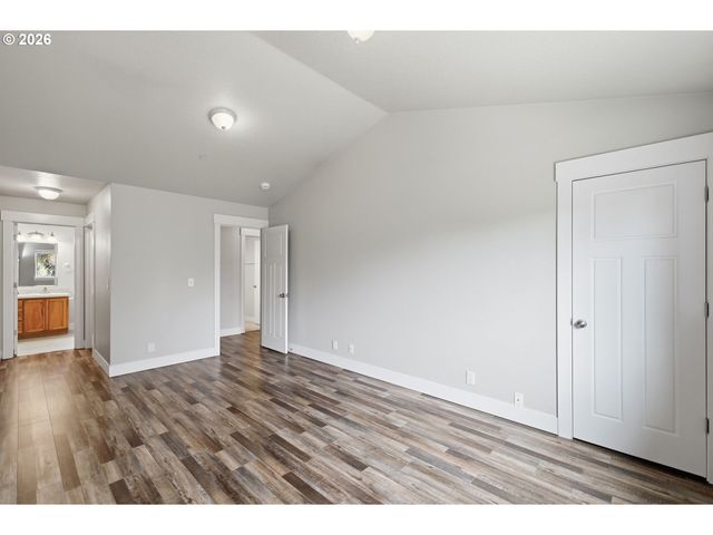 2640 GREEN VILLA Ln, Eugene, OR 97404