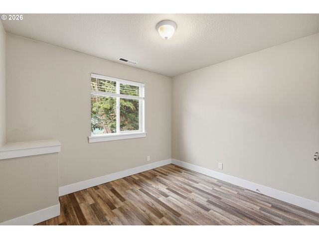 2640 GREEN VILLA Ln, Eugene, OR 97404