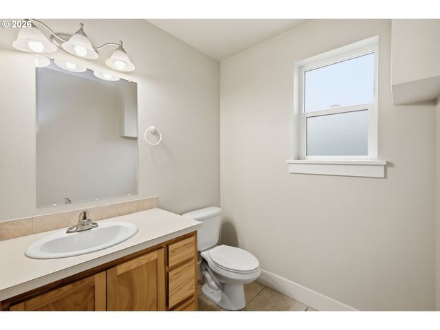 2640 GREEN VILLA Ln, Eugene, OR 97404