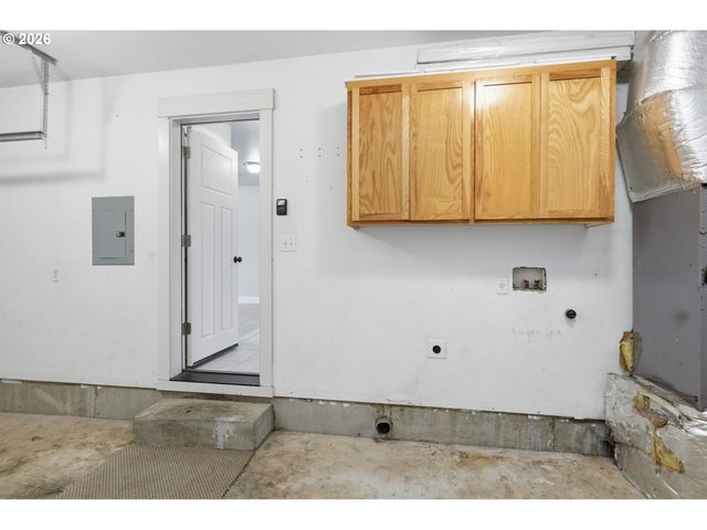 2640 GREEN VILLA Ln, Eugene, OR 97404