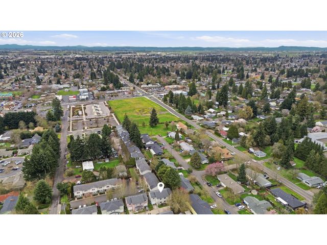 2640 GREEN VILLA Ln, Eugene, OR 97404