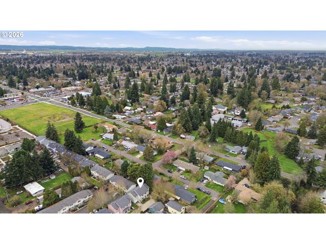 2640 GREEN VILLA Ln, Eugene, OR 97404