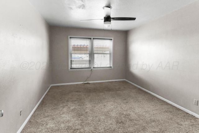 1610 S Graham Street, Wellington, TX 79095