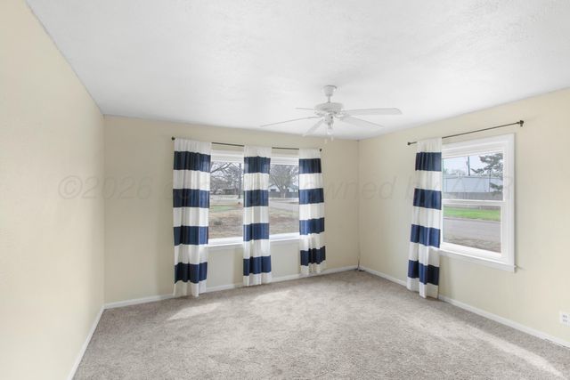 1610 S Graham Street, Wellington, TX 79095