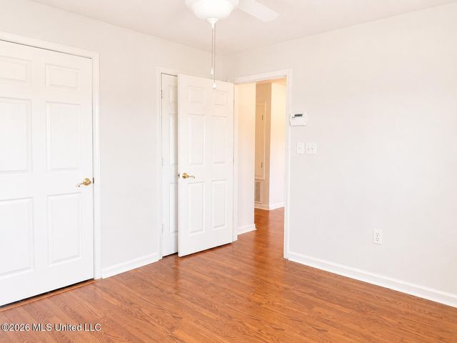 135 Pine Grove Avenue, Biloxi, MS 39531