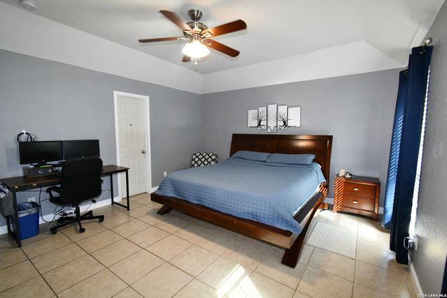 416 MASKE, Somerset, TX 78069