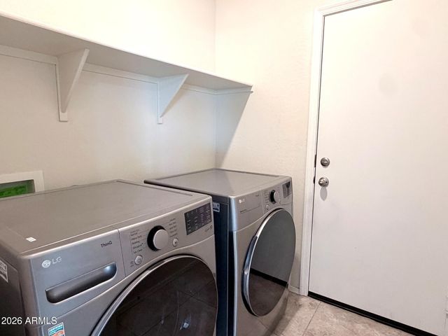 7836 W RIVERSIDE Avenue, Phoenix, AZ 85043