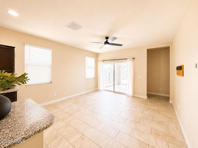 7836 W RIVERSIDE Avenue, Phoenix, AZ 85043