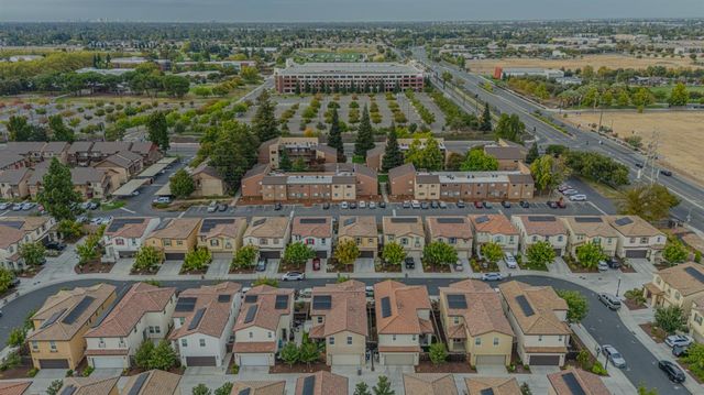 249 Bywell Bridge Cir, Sacramento, CA 95823