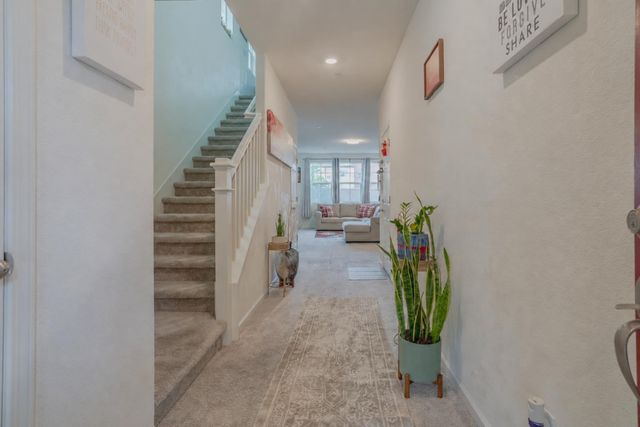 249 Bywell Bridge Cir, Sacramento, CA 95823