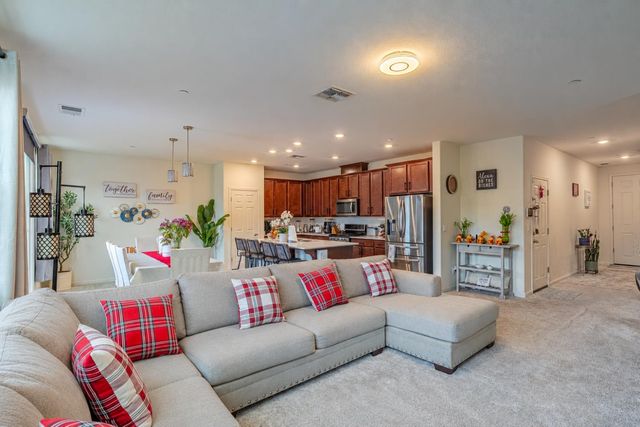 249 Bywell Bridge Cir, Sacramento, CA 95823