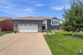 8916 W Norma Trl Trail, Sioux Falls, SD 57106