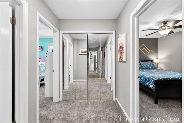 16759 152nd Avenue, Spring Lake, MI 49456