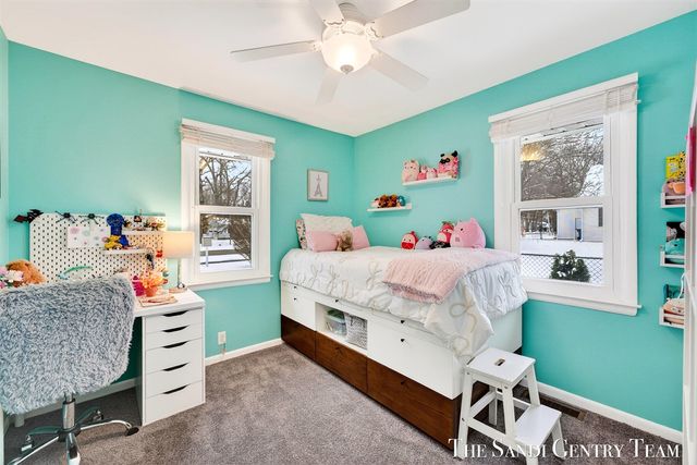 16759 152nd Avenue, Spring Lake, MI 49456