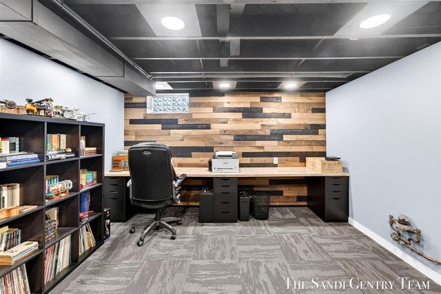 16759 152nd Avenue, Spring Lake, MI 49456