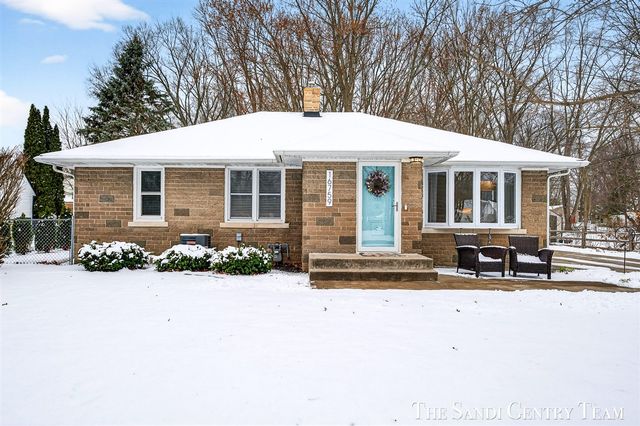 16759 152nd Avenue, Spring Lake, MI 49456