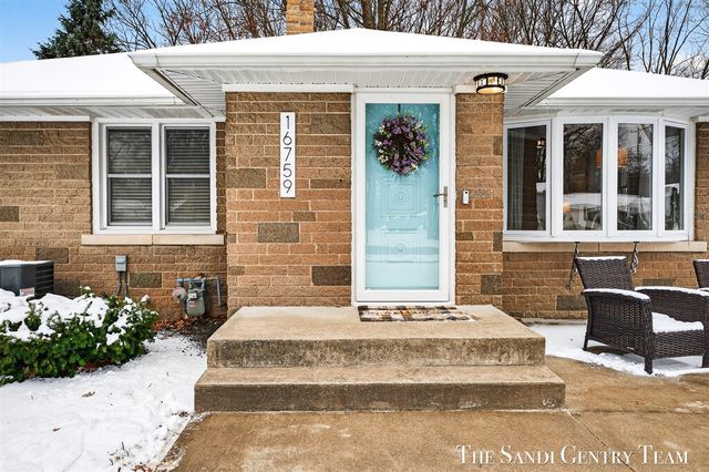 16759 152nd Avenue, Spring Lake, MI 49456