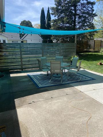 16759 152nd Avenue, Spring Lake, MI 49456