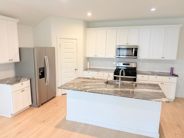 8014 Tropea Drive, Richmond, TX 77406