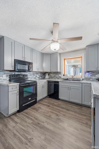 1833 Apollo Drive, Huntertown, IN 46748