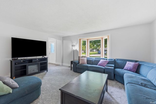 1833 Apollo Drive, Huntertown, IN 46748