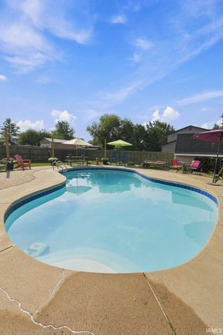 1833 Apollo Drive, Huntertown, IN 46748